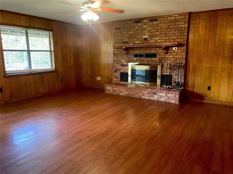 Living - 126 Coorpender Dr, Doyline, LA 71023 photo 2 of 2