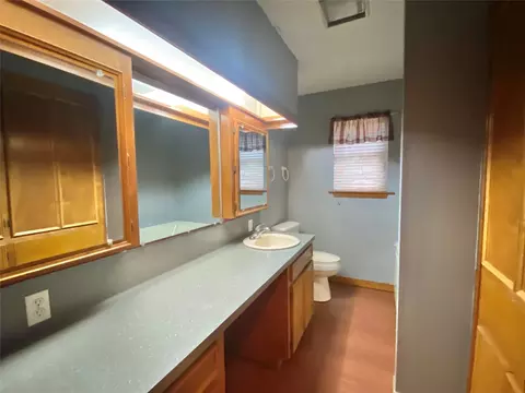 Bath - 126 Coorpender Dr, Doyline, LA 71023 photo 3 of 5