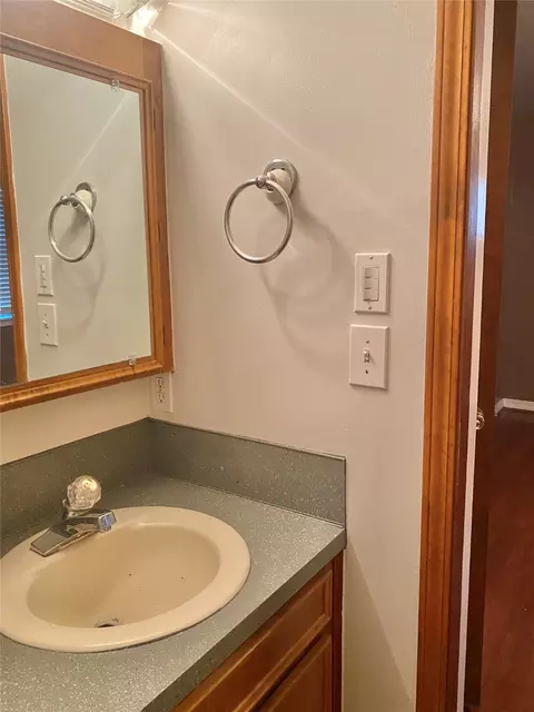 Bath - 126 Coorpender Dr, Doyline, LA 71023 photo 5 of 5