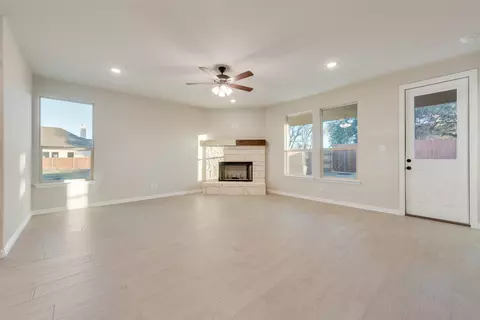 1264 Colca Dr, Springtown, TX 76082 photo 10