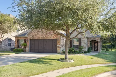 9200 Shoveler Trl, Fort Worth, TX 76118