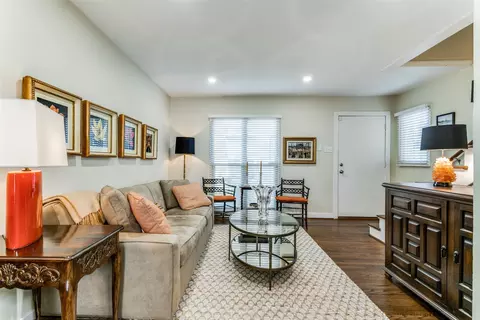 3615 Brown St #E, Dallas, TX 75219