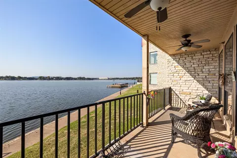 401 E Pearl St #2101, Granbury, TX 76048