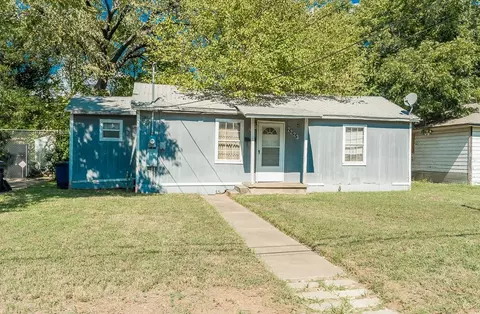 2223 Marburg St, Dallas, TX 75215