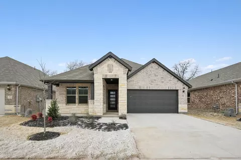 526 Castle Rd, Sherman, TX 75092