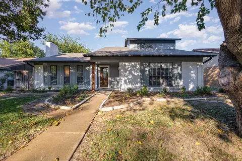 2917 Green Oaks Dr, Garland, TX 75040