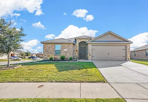 2202 Tombstone Dr, Forney, TX 75126
