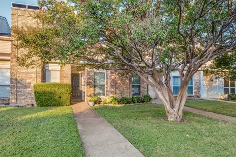 448 Josephine St, Dallas, TX 75246