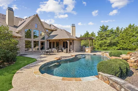 428 Wyndemere Blvd, Heath, TX 75032