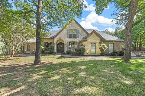 127 Country Vista Cir, Burleson, TX 76028