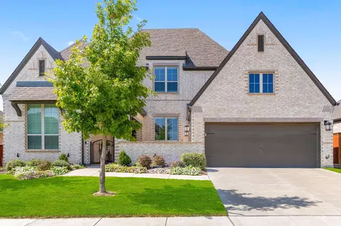 9309 Pecan Woods Trl, Lantana, TX 76226