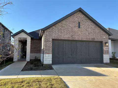 430 Cherry Laurel Dr, Oak Point, TX 75068
