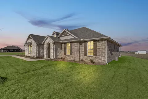 226 Lonicera Ln, Paradise, TX 76073