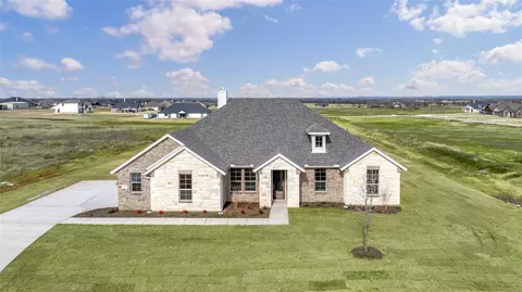 214 Lonicera Ln, Paradise, TX 76073