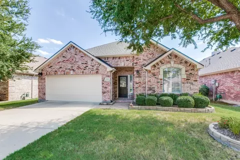909 Grand Cypress Ln, Fairview, TX 75069