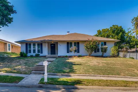 1329 Pecan Valley Dr, Garland, TX 75043
