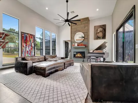 191 Westview Dr, Lufkin, TX 75904