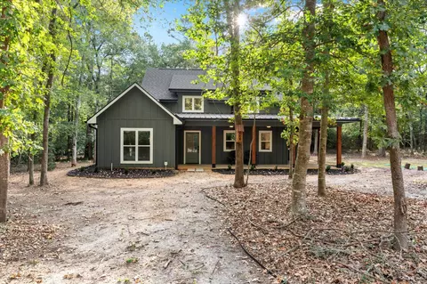 135 Woodfern Gln, Holly Lake Ranch, TX 75765