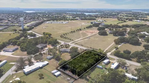 1109 Meander Rd, Granbury, TX 76049
