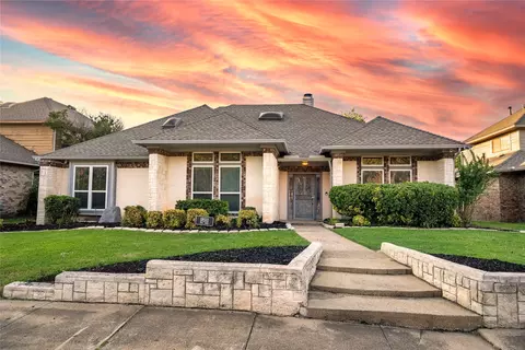 18511 Voss Rd, Dallas, TX 75287