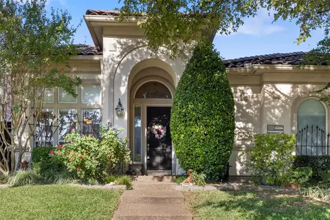 6421 Riveredge Dr, Plano, TX 75024