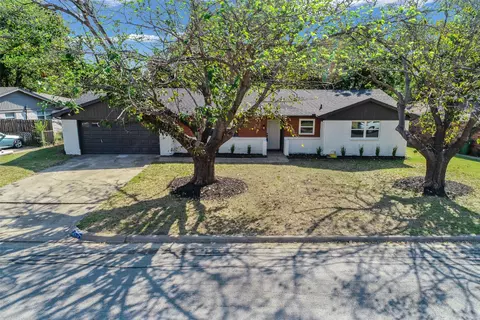 4916 Redondo St, North Richland Hills, TX 76180