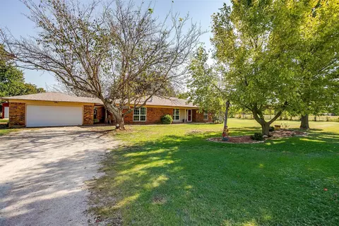 600 Tower Rd, Rio Vista, TX 76093