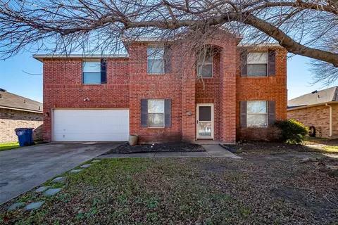 138 Blazing Star Trl, Burleson, TX 76028