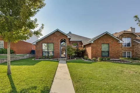 1132 Holly Dr, Carrollton, TX 75010