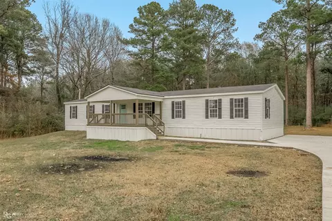 8431 Sophie Ln, Greenwood, LA 71033