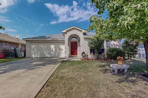 2033 Waterview Dr, Little Elm, TX 75068