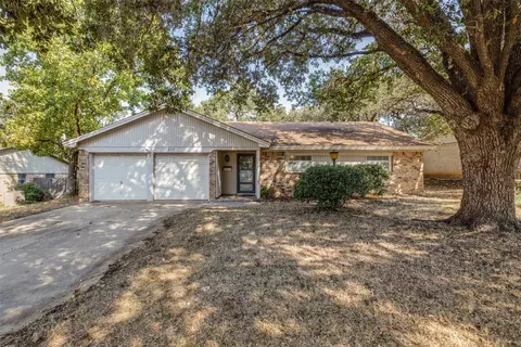 7213 Norma St, Fort Worth, TX 76112
