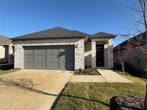 451 Cherry Laurel Dr, Oak Point, TX 75068