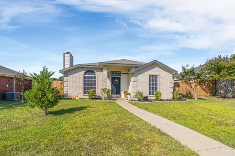 6917 Todd Ln, Sachse, TX 75048