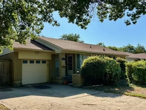 9008 Lindaro Ln, Dallas, TX 75228