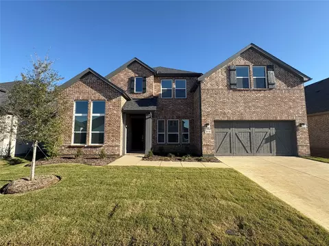 515 Chatham St, Oak Point, TX 75068