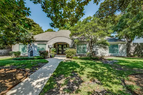 4041 Hockaday Dr, Dallas, TX 75229