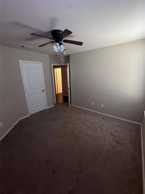 3005 Iris Dr, Lancaster, TX 75146 photo 9