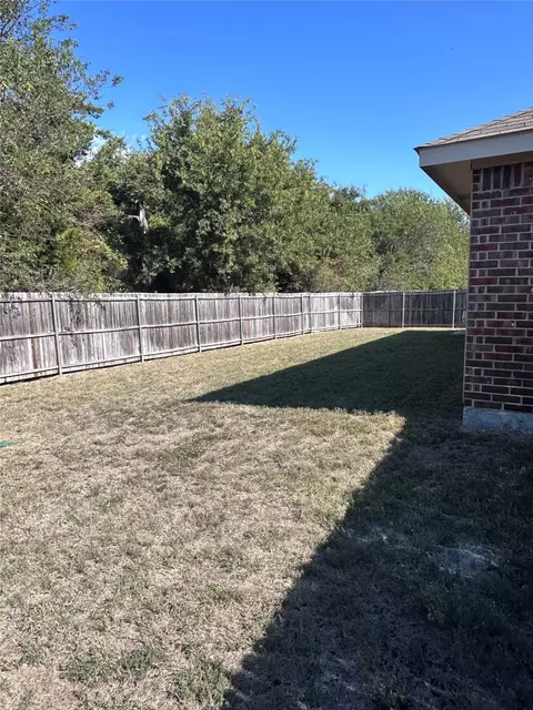 3005 Iris Dr, Lancaster, TX 75146 photo 16