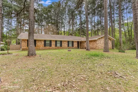 1059 Winchester Dr, Shreveport, LA 71107