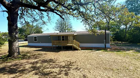 225 Blackbourn St, Hawkins, TX 75765