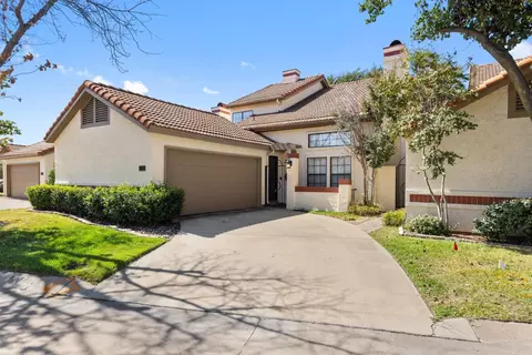 619 Fiesta Cir, Irving, TX 75063