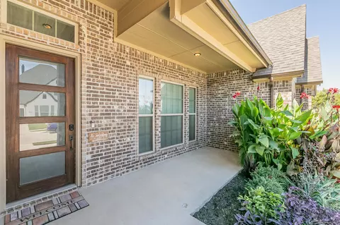 12717 Rustic Springs Ln, Haslet, TX 76052