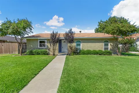 5013 Amhurst Ln, The Colony, TX 75056