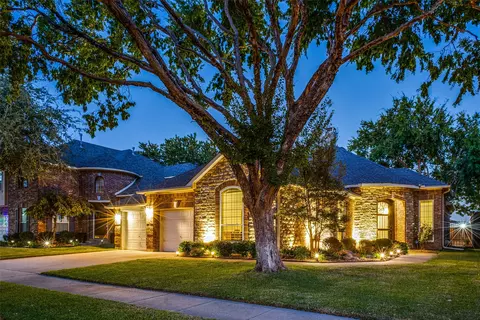 3216 Cottrell Dr, Flower Mound, TX 75022
