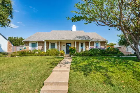 1325 Finley Dr, Plano, TX 75025
