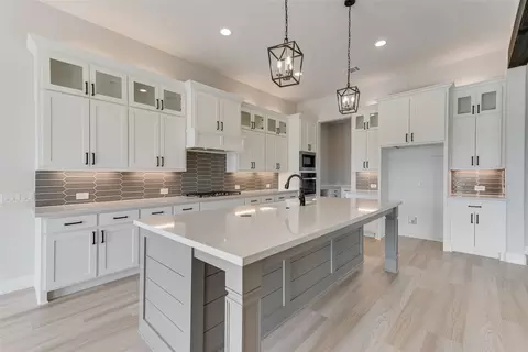 1129 Barrix Dr, Forney, TX 75126