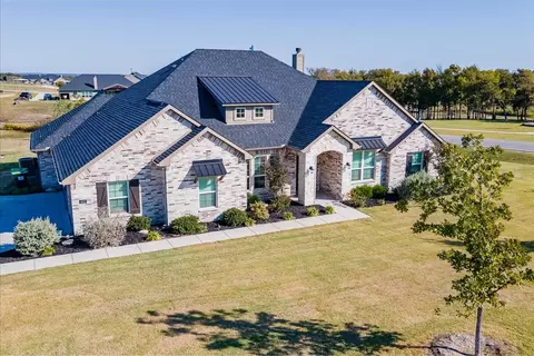 4025 Rockbridge Dr, Weatherford, TX 76085