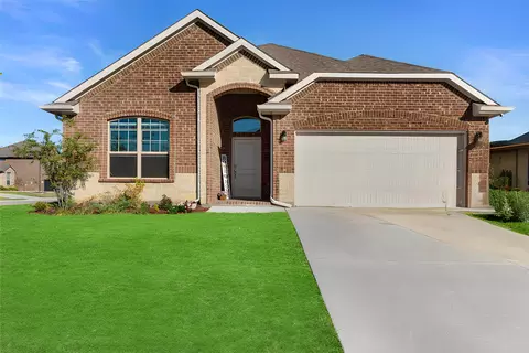 4130 Stockman Dr, Krum, TX 76249