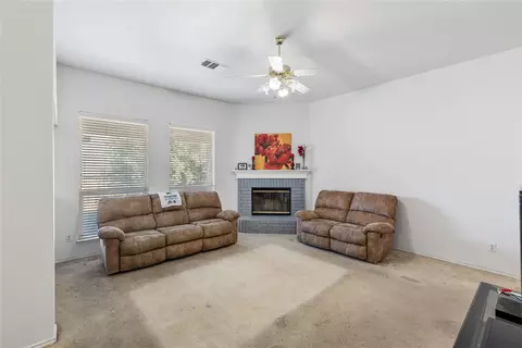 1620 Bertram Dr, Mansfield, TX 76063 photo 5